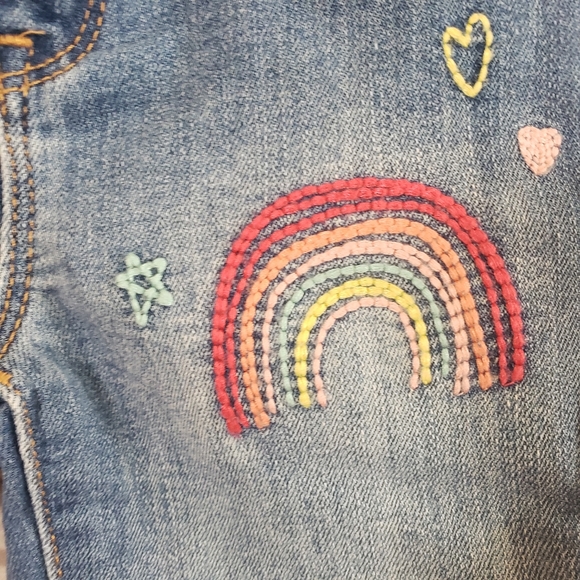 Gap toddler denim embroidered ranbow shorts - Picture 3 of 9
